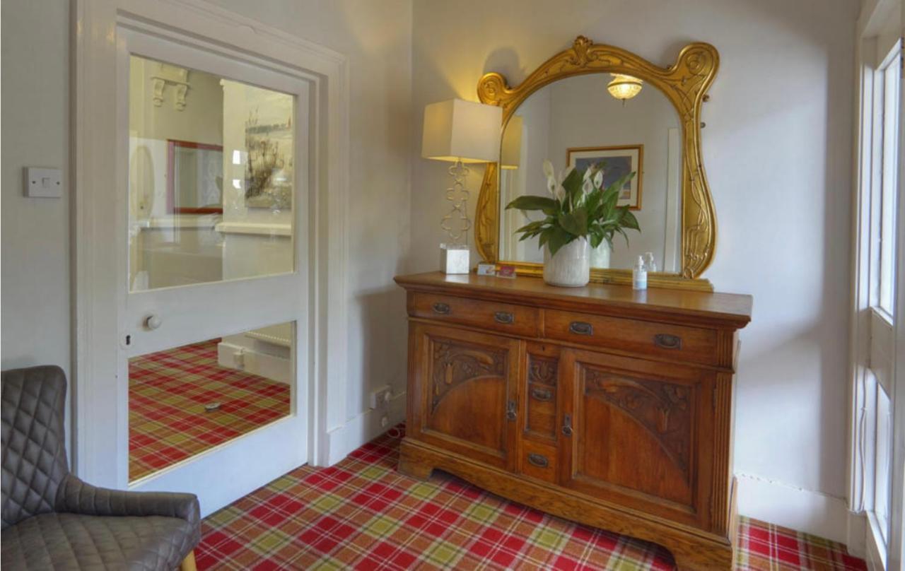 Southbank Guesthouse Elgin Exteriör bild